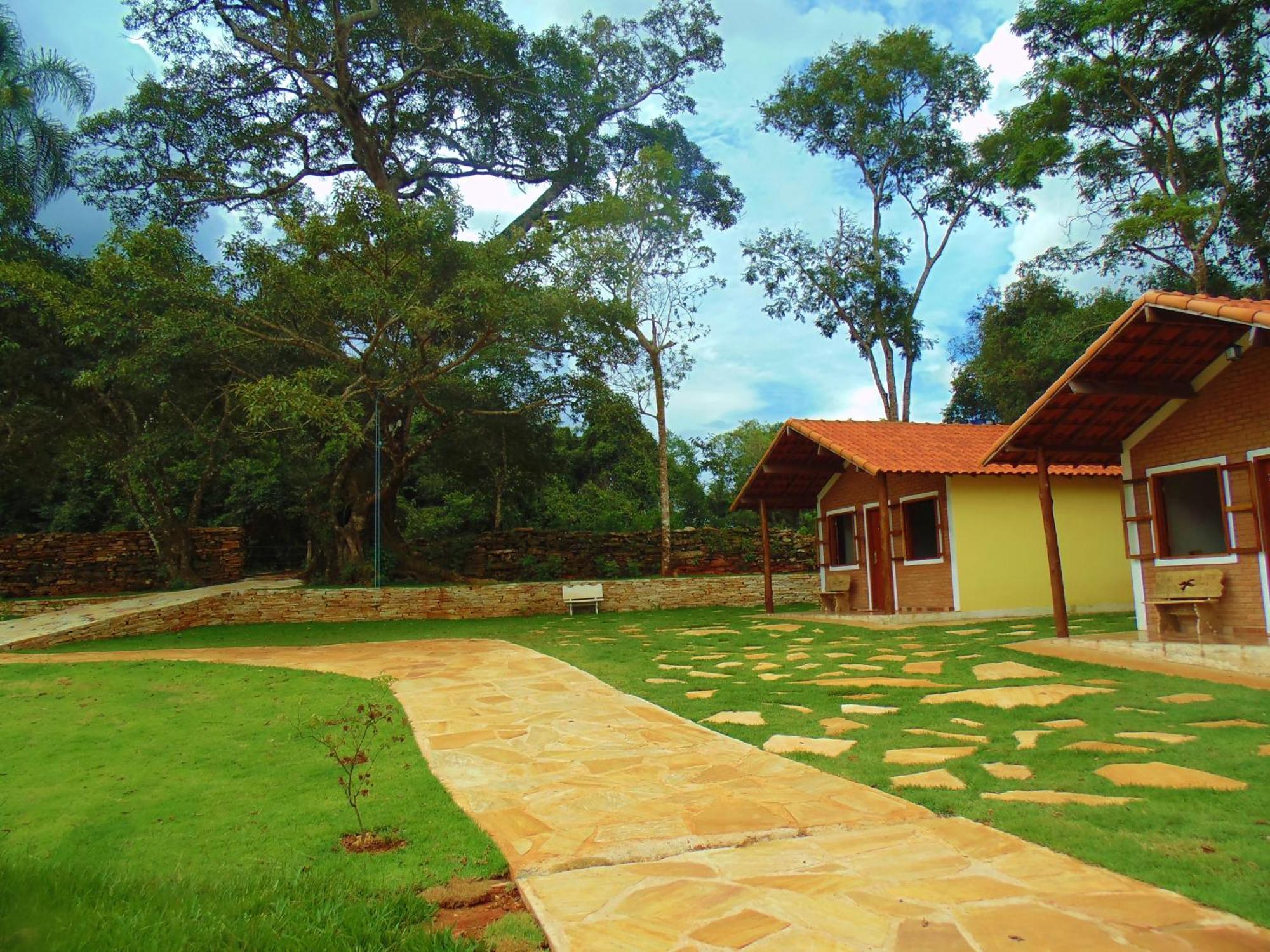 Pousada Muro De Pedra Sao Tome das Letras Luaran gambar